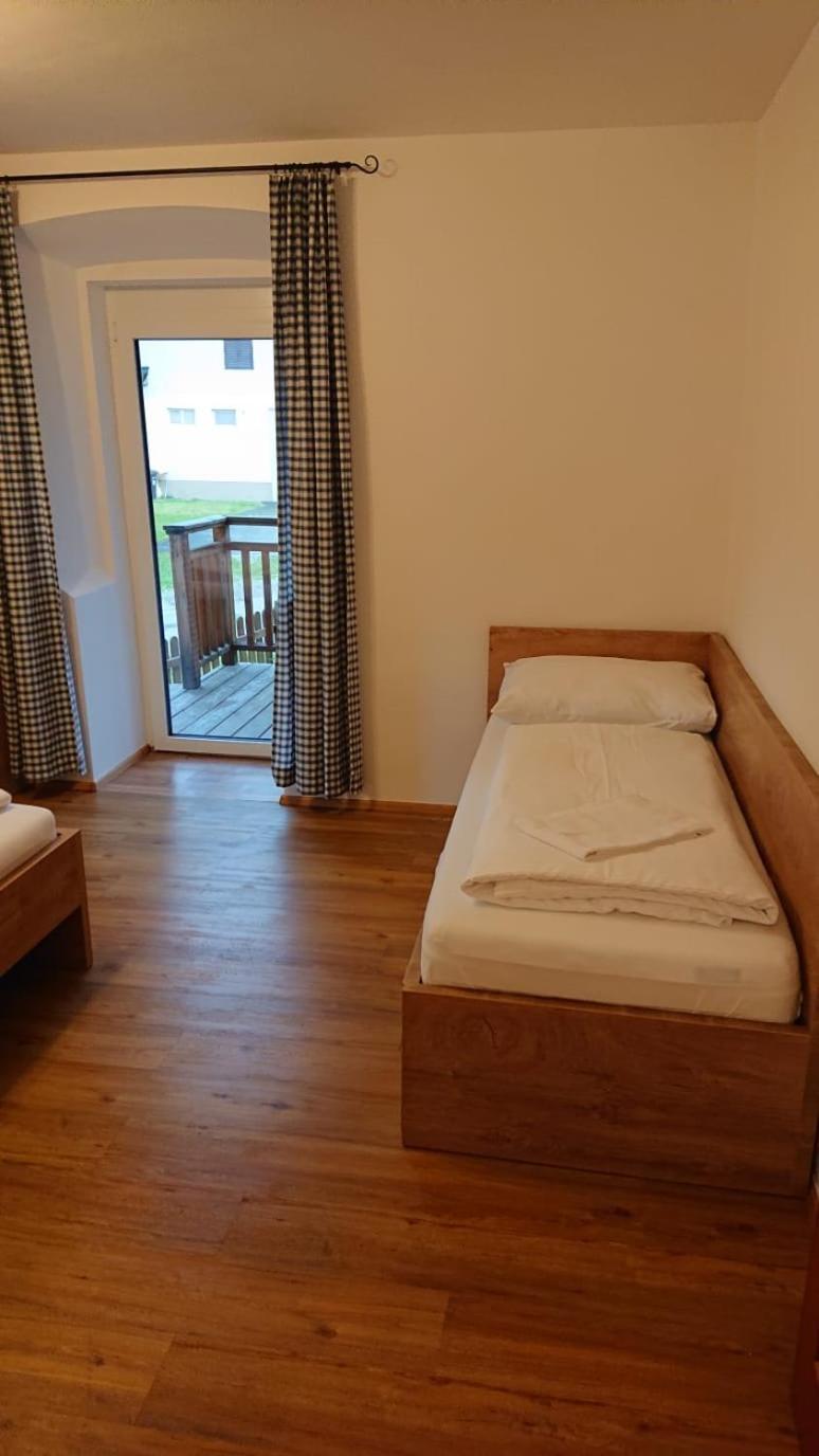 Alte Schule Apartment Rattendorf Luaran gambar
